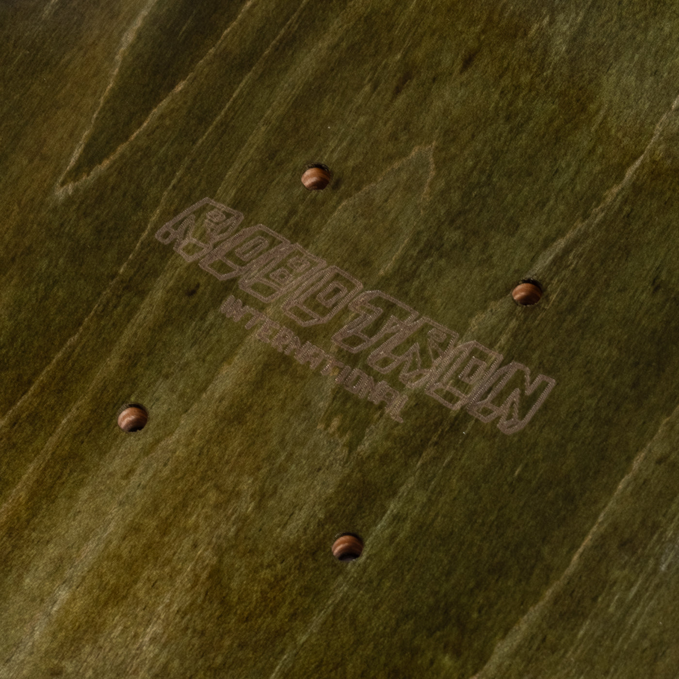 Robotron_Deck_Top-Laser_Detail_89928880-a718-4fc9-a222-f5da77cf190d